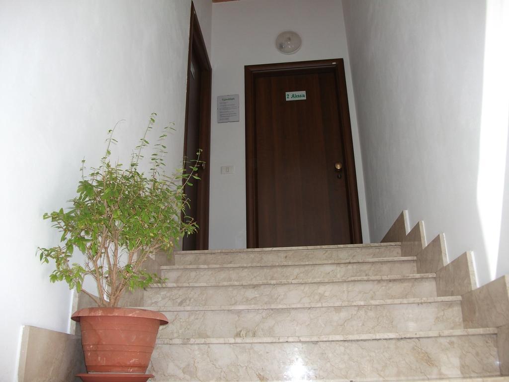 Casa Vacanze Il Quadrifoglio Νότο Δωμάτιο φωτογραφία
